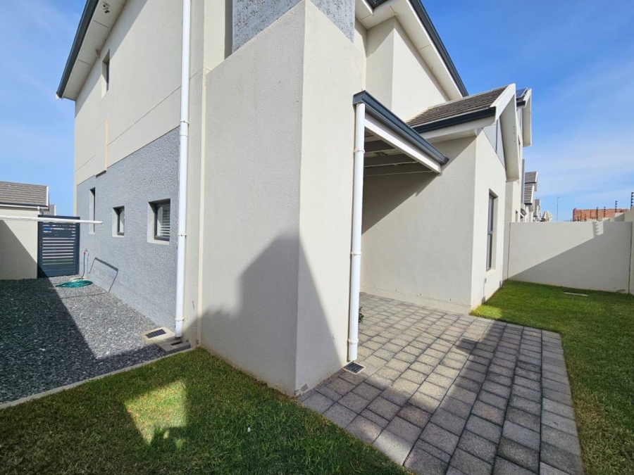To Let 3 Bedroom Property for Rent in Durbanville Western Cape